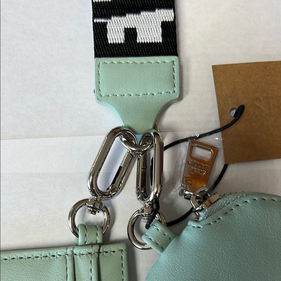Steve Madden Mint Green Wristlet Purse and Card Holder Set - Picture 7 of 9